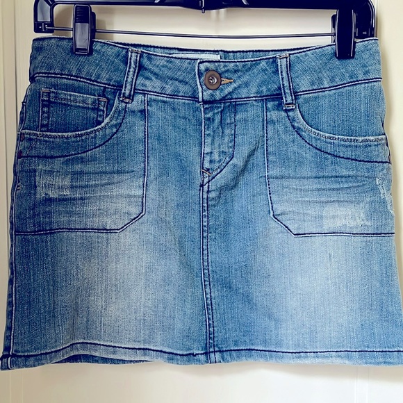 SO Dresses & Skirts - Denim Micro Mini Skirt Size 3 Spandex Distressed